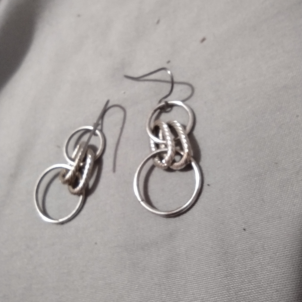 Chic Interlinked Silver Earrings